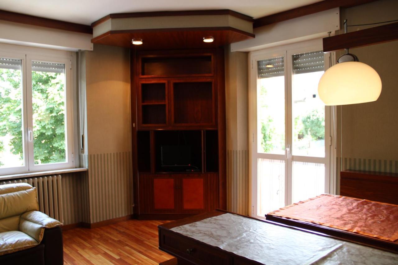 L'Atelier Du Temps - Casa Gilitos Apartment Aosta Bagian luar foto